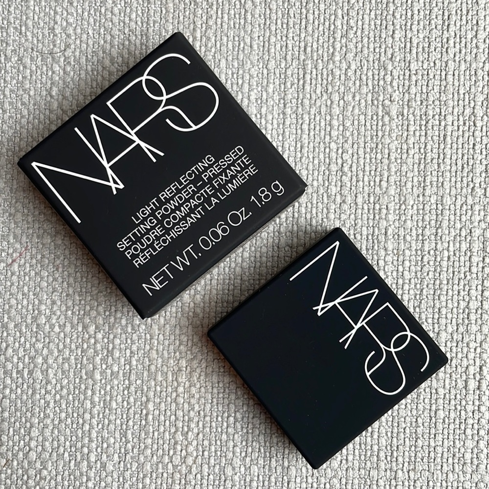 NARS Light Reflecting Setting Powder 1.8g - micro-sized- translucent crystal - Picture 7 of 9
